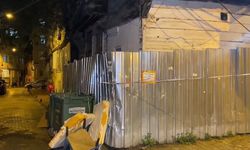 2 katlı metruk binada kısmi çökme yaşandı