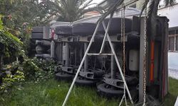 Akçakoca'da Tır ile Patpat Çarpıştı