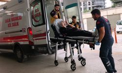 Bursa'da otomobil 3 araca çarptı