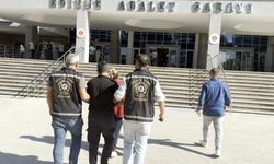 Edirne'de 20 yıl hapisle aranan şüpheliler yakalandı