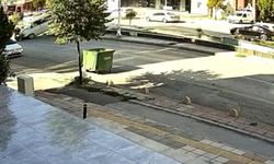 Hafif ticari araç, kuryeye çarptı!