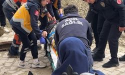 İstanbul'da rögara düşen kadını itfaiye kurtardı