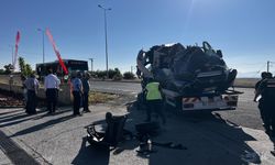 Kayseri'de minibüs, özel halk otobüsüne çarptı: 3 yaralı