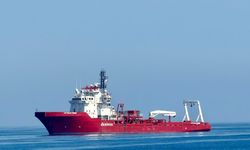 KKTC Başbakanı Üstel, Girne Açıklarındaki Arama Çalışmalarını İzledi