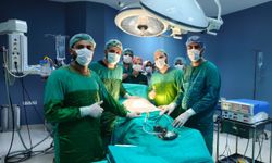 Mesanesinden 42 parça taş çıktı