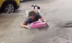 Muğla'da sel sularında yüzdüler