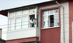 Pencereden düşen çocuk ağır yaralandı