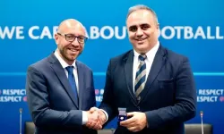 Bahis Soruşturmasına Adı Karıştı! İstifa Etti!