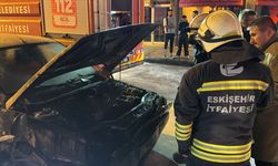 Eskişehir'de seyir halindeki otomobilde yangın çıktı