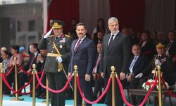 Hatay Atatürk Caddesi'nde Duygusal Anlar: 3 Yıl Aradan Sonra İlk Tören