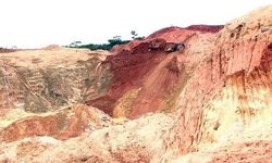 Kolombiya'da yasa dışı altın çıkarılan madende göçük: 14 ölü, 7 yaralı