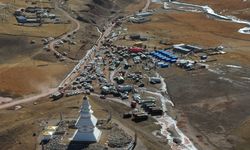 Tibet Özerk Bölgesi'nde 7 büyüklüğünde deprem