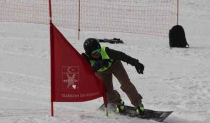 Snowboard Türkiye 2. Etap Şampiyonası başladı