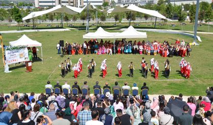 Kahramankazan'da "Halk Oyunları Şöleni"
