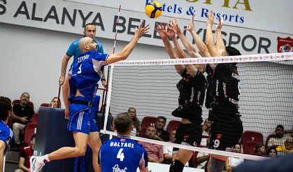 Halkbank final setinde kazandı