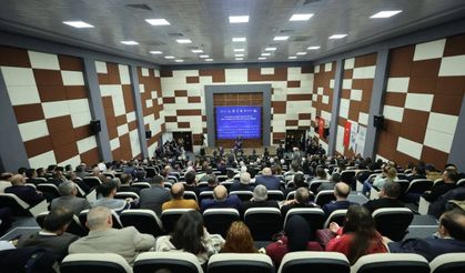Bakan Kacır: "23 yıllık kalkınma süreci ve Türkiye yüzyılı vizyonu"