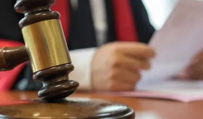 İzmir’de okula saldırı girişimi engellendi: Şüphelilerin cezası belli oldu!