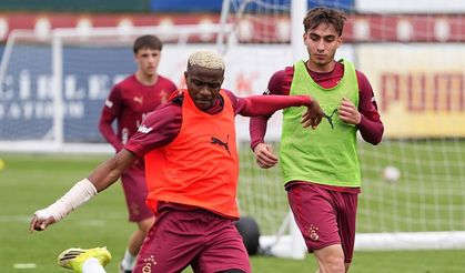 Galatasaray'da Tek Gündem Osimhen! Kalması İçin Tüm Şartlar Zorlanıyor