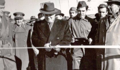 İki Dev Arasında Bir Denge Ustası: Josip Broz Tito
