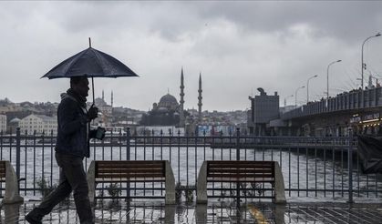 Olumsuz hava koşulları İstanbul’da eğitimi durdurdu
