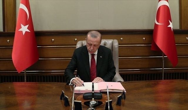 Cumhurbaşkanı Erdoğan, 13 üniversitenin rektörünü değiştirdi