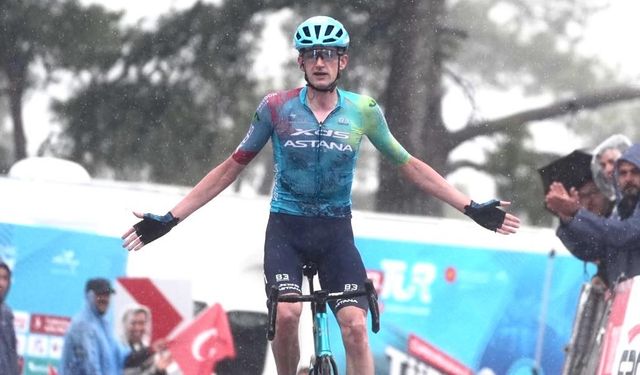 Cumhurbaşkanlığı Bisiklet Turu'nda 4. Etap Heyecanı: Wout Poels Zirvede!