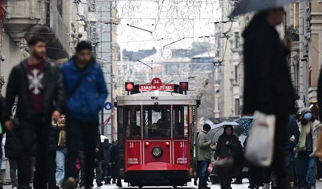 İstiklal Caddesi'ni 2024'te 90 milyon kişi ziyaret etti