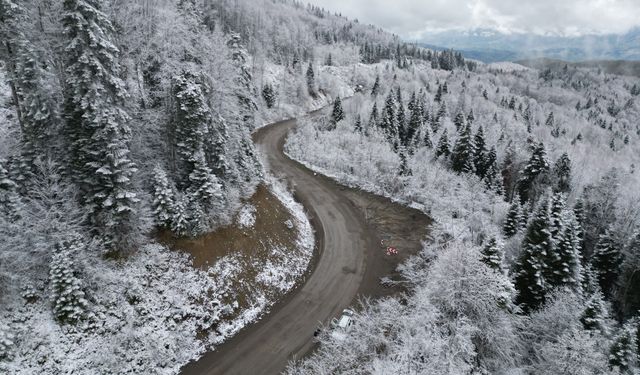 Bartın’da iki mevsim bir arada görüntülendi