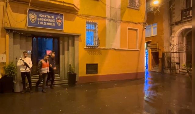 Derbi için taksime gelip sürücüyü bıçakladı