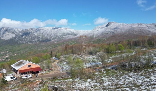 Küre Dağları Milli Parkı'nda iki mevsim bir arada yaşanıyor