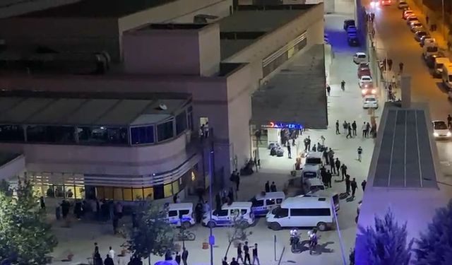 Mahalledeki taşlı, sopalı kavga hastaneye taşındı