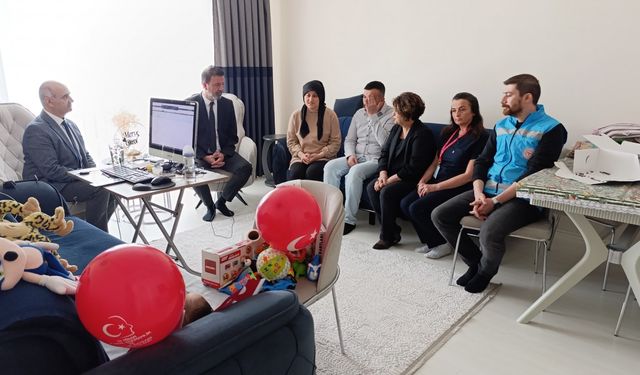 Minik  Göktuğ'a 23 Nisan sürprizi