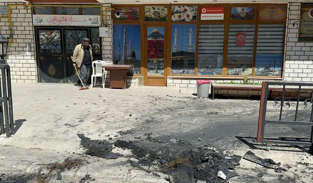 Önce kundakladı sonra kayıplara karıştı