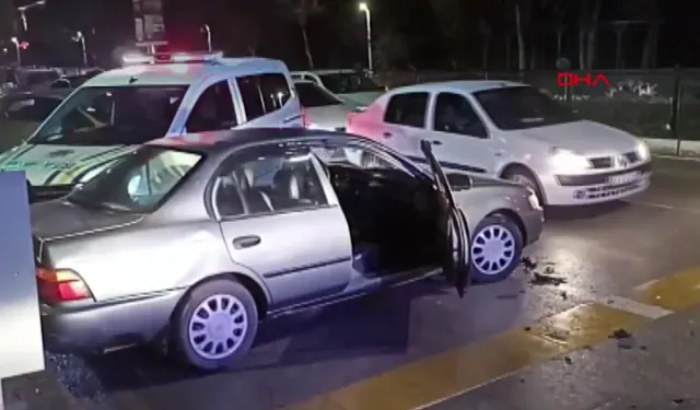 Hatay'da korkutan otomobil yangını