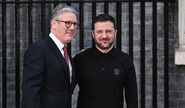 Zelenskiy, Starmer ile İtalya'da görüştü