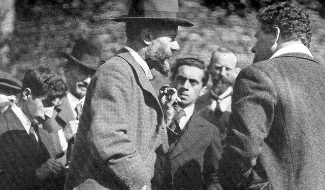 Max Weber: Modern Sosyolojinin babası