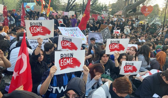Öğrenciler Kuğulu Park’ta eylemlerine devam ediyor