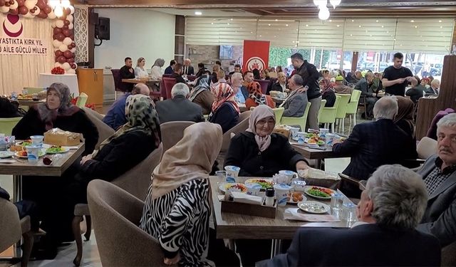 Evlilikleri 40 seneyi geçen çiftlere özel program