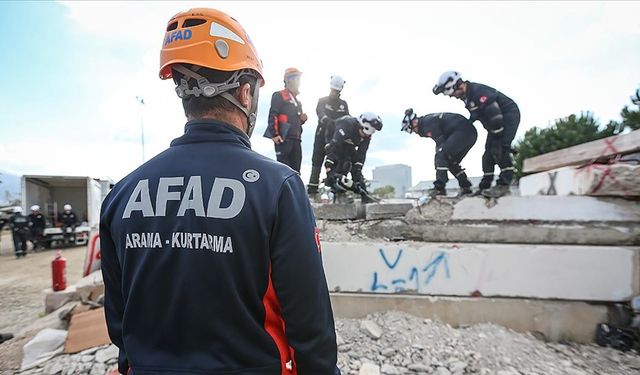 AFAD’dan Köpekli Timlere Yeni Yönetmelik