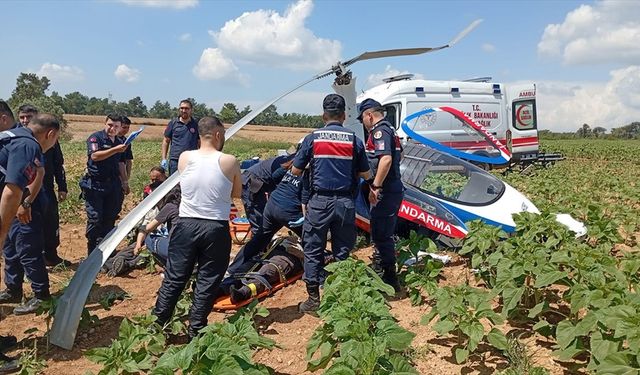 Adana'da jandarma cayrokopteri araziye sert iniş yaptı