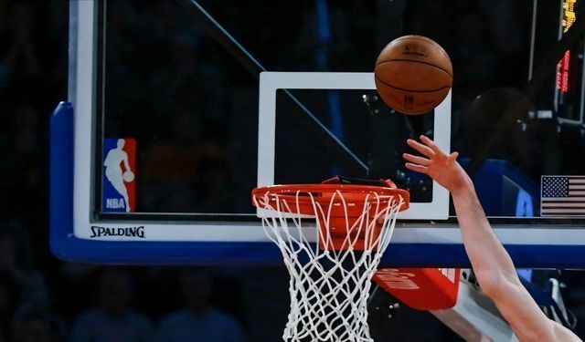Denver uzatmada güldü, Cleveland seriye tutundu!