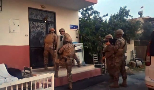 Adana'da siber dolandırıcı çetesi çökertildi