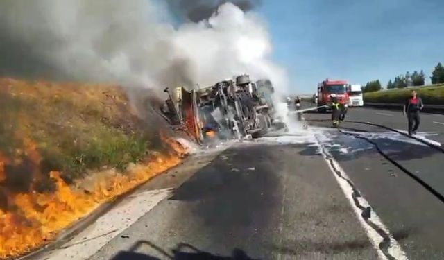 Akaryakıt yüklü tanker şarampole devrildi