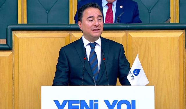Arıkan ve Babacan grup toplantısında konuştu