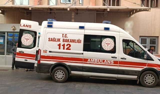Asansör boşluğuna düşüp yaşamını yitirdi