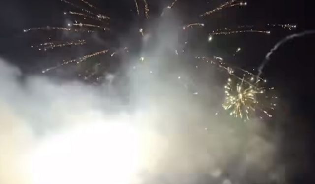 Belediye işçisi havai fişekleri ateşlerken yaralandı