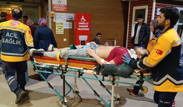 Bursa'da otomobil ile motosiklet çarpıştı