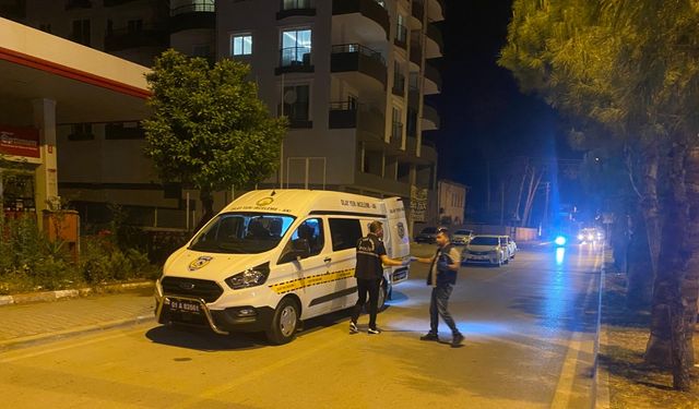 Ceyhan’da Eski Eşini Vurdu