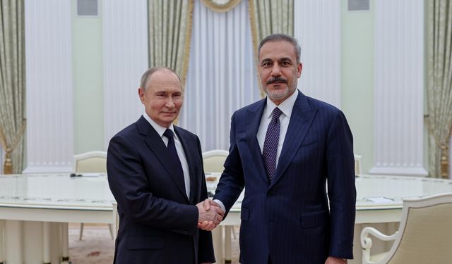 Hakan Fidan ve Vladimir Putin görüştü