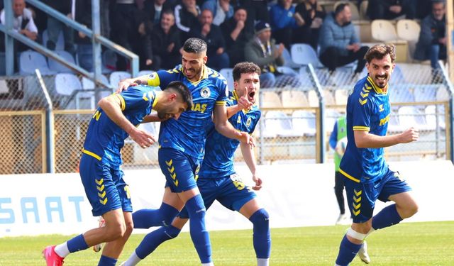 Menemen FK ile Vanspor Play-Off'ta Karşı Karşıya